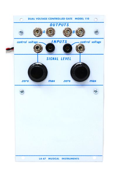 110 - Dual Voltage Controlled Gate | La Sesenta y Siete LA 67