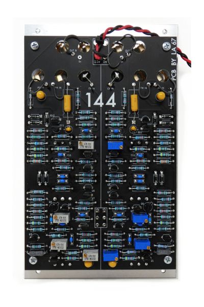 144 - Dual Squarewave Generator | La67